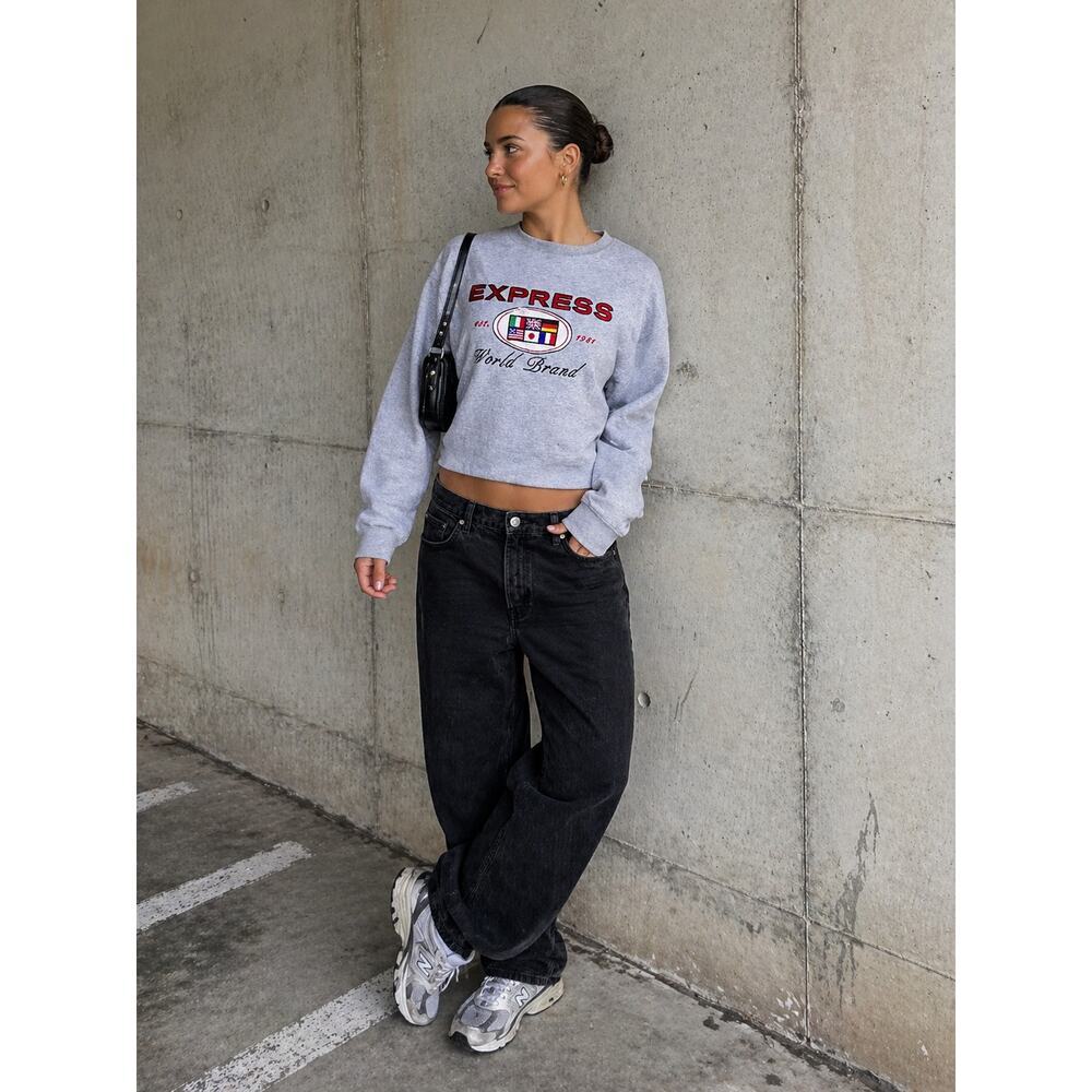 Vintage Express World Brand Crewneck Sweatshirt Gray Spellout Mens M